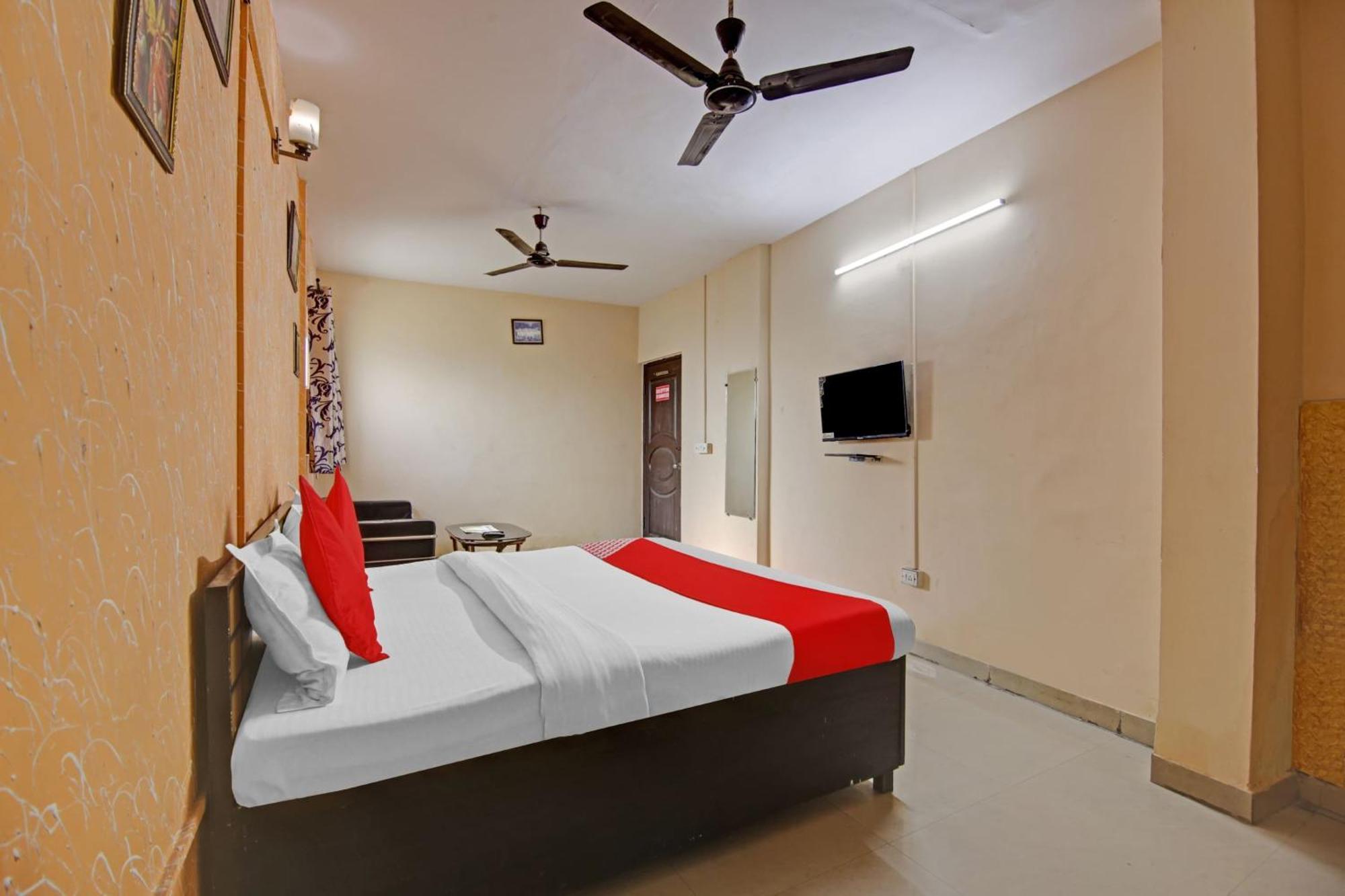 Hotel O Glorious Stayz Noida Dış mekan fotoğraf