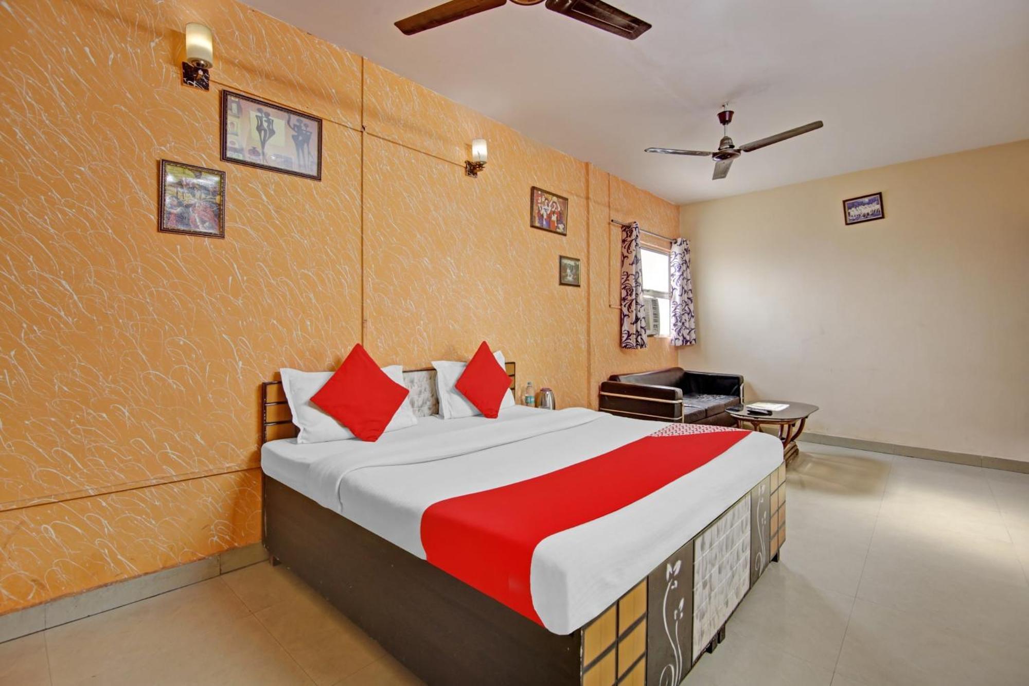 Hotel O Glorious Stayz Noida Dış mekan fotoğraf
