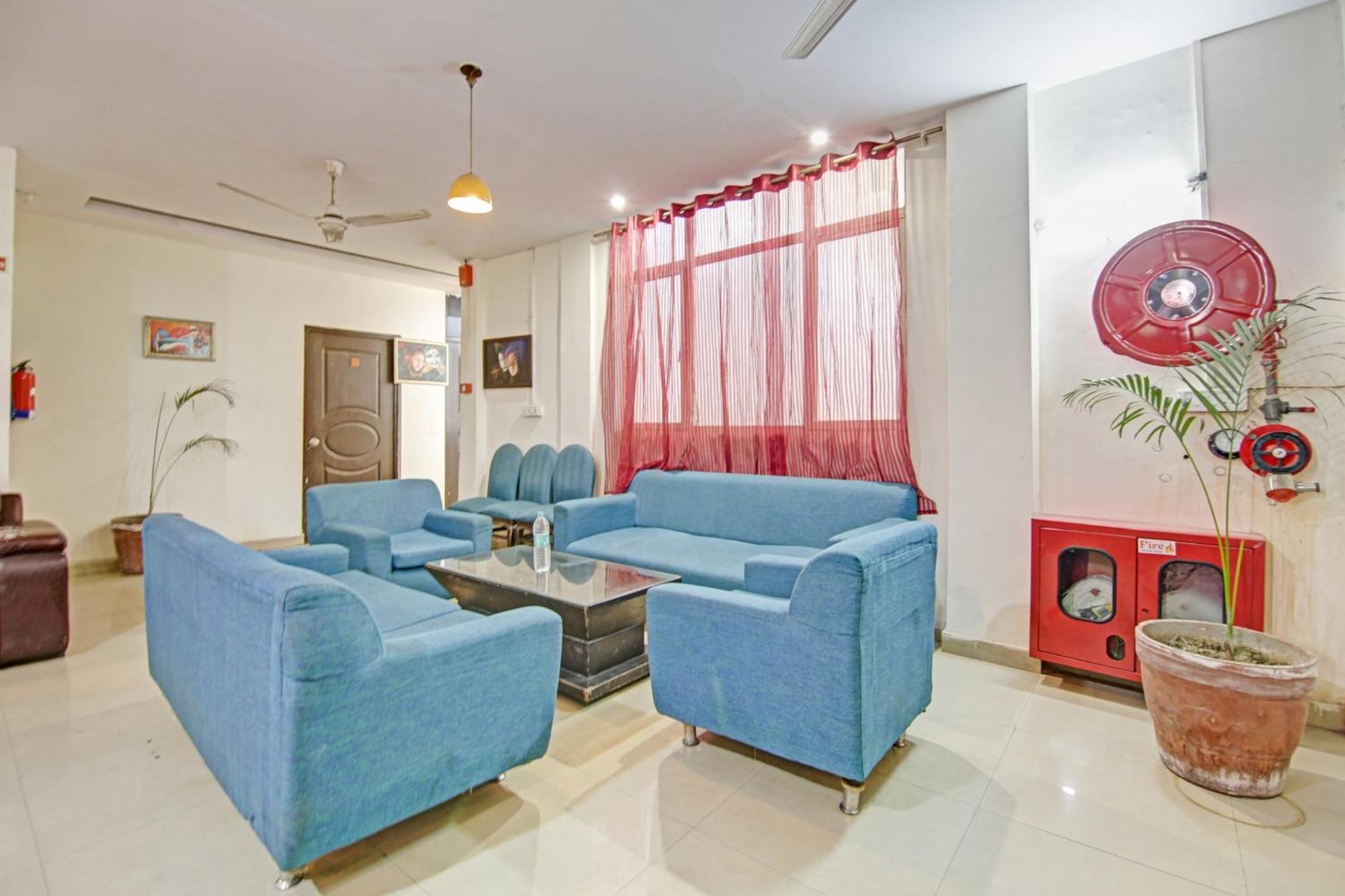 Hotel O Glorious Stayz Noida Dış mekan fotoğraf